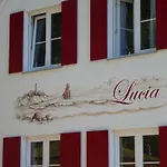 Lucia * Glowe