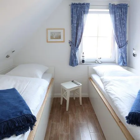 Semesterbostad Lucia Glowe