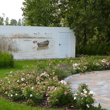 Lucia Semesterbostad *